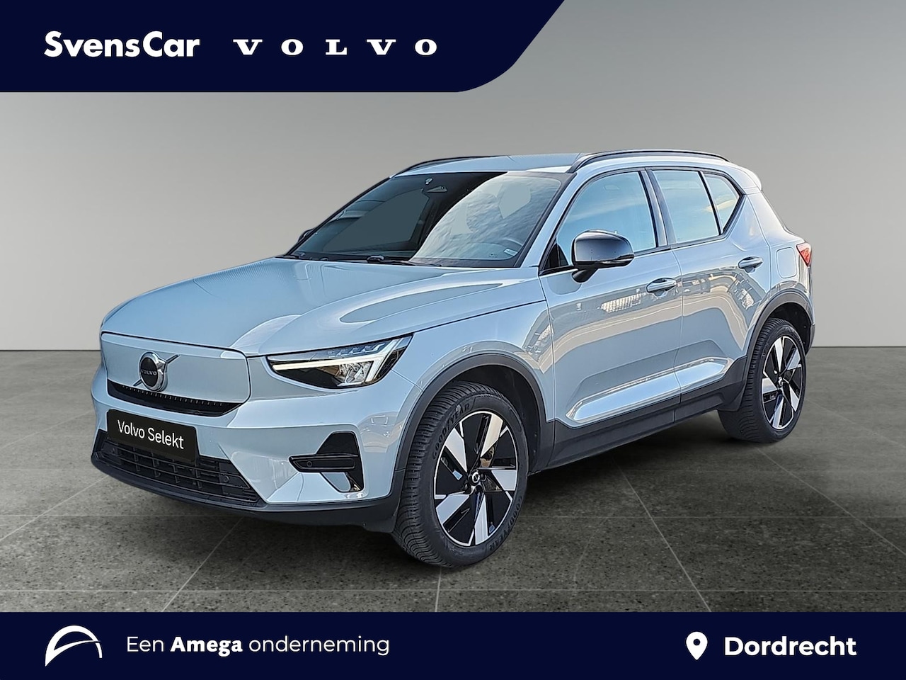 Volvo EX40 - Single Motor Extended Range Plus 82 kWh | Trekhaak | Stoelverwarming | All-season banden | - AutoWereld.nl