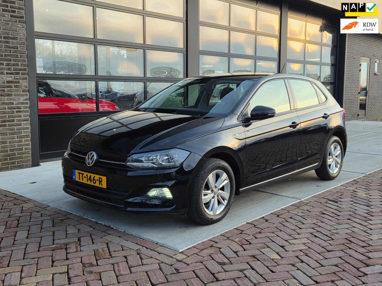 Volkswagen Polo - 1.0 TSI Comfortline | Carplay | Airco | Adaptieve Cruise | - AutoWereld.nl