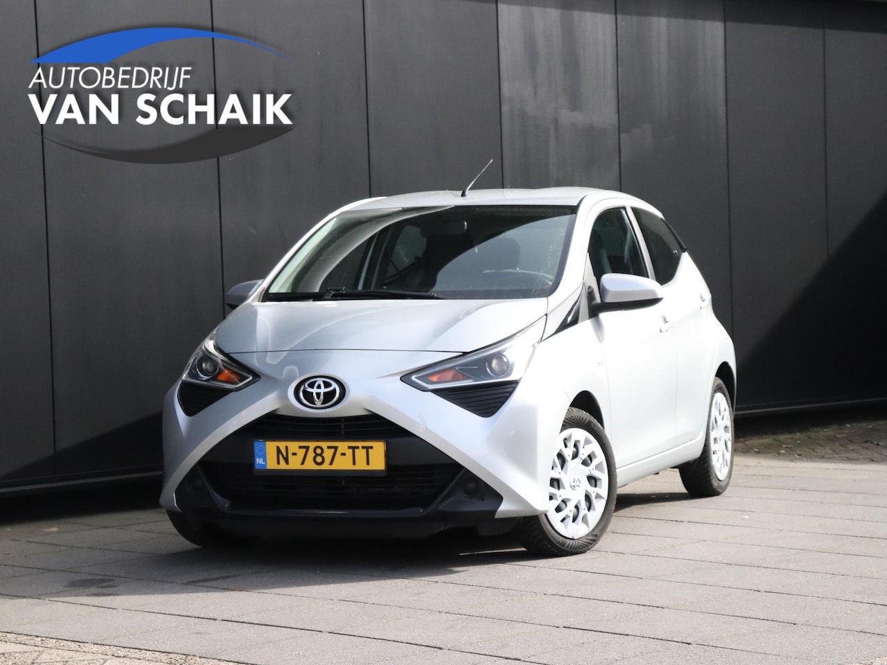 Toyota Aygo - 1.0 VVT-i x-play | CAMERA | ELEK. SPIEGELS | BLEUTOOTH | CRUISE | AIRCO | - AutoWereld.nl