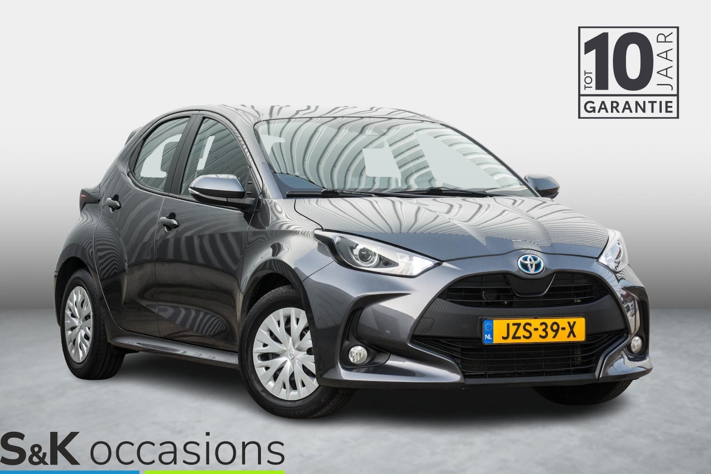 Toyota Yaris - 1.5 Hybrid 10 jaar Garantie NAVI Keyless ACC - AutoWereld.nl