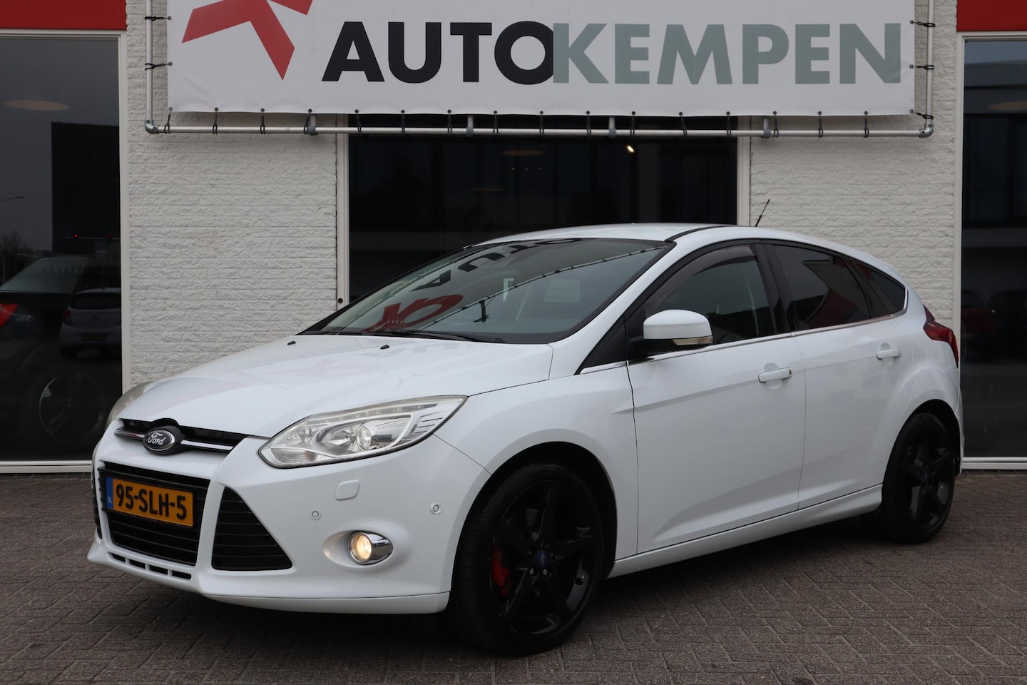Ford Focus - 1.6 EcoBoost TITANIUM 180 PK|LEDEREN RS STOELEN|STOELVERWARMING|RIEM RECENT VERVANGEN - AutoWereld.nl