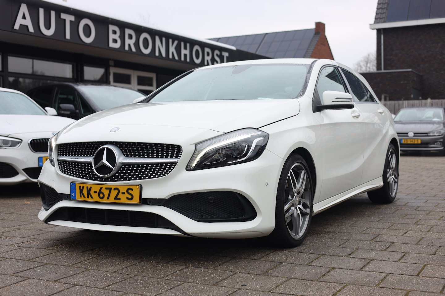 Mercedes-Benz A-klasse - 180 AMG AUTOMAAT | NAVI | CLIMA | CRUISE | NL AUTO - AutoWereld.nl