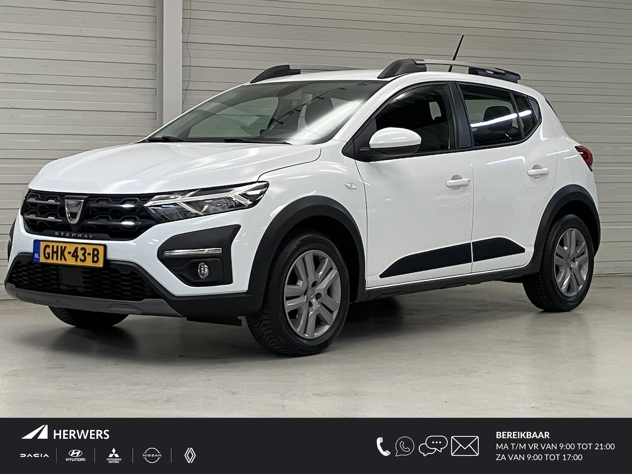 Dacia Sandero Stepway - 1.0 TCe 90 Expression / Automaat / Climate Control / Cruise Control / Apple CarPlay/Androi - AutoWereld.nl