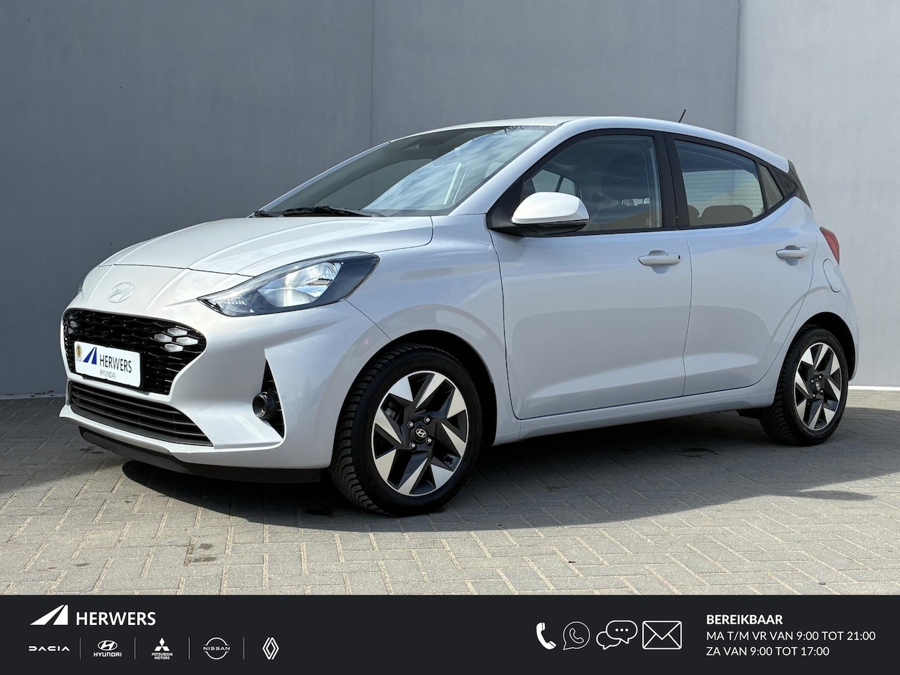 Hyundai i10 - 1.0 Comfort Smart 5-zits Automaat / Fabrieksgarantie t/m 06-2029 / Dealer onderhouden / St - AutoWereld.nl