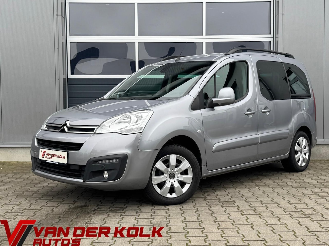 Citroën Berlingo XL - 1.2 PureTech Feel | Camera | Navigatie | LED | Cruise | Airco - AutoWereld.nl