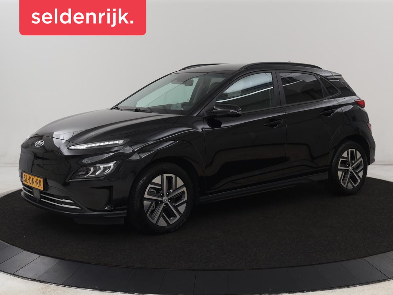 Hyundai Kona Electric - EV Business 64 kWh | 3-Fase | Stoelverwarming | Climate control | Adaptive cruise control - AutoWereld.nl