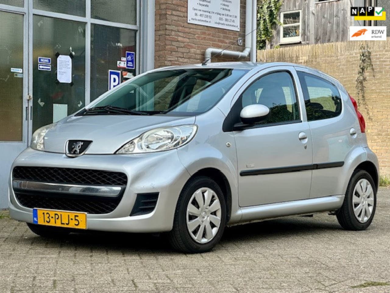 Peugeot 107 - 1.0-12V Millesim 200 1.0-12V Millesim 200 - AutoWereld.nl