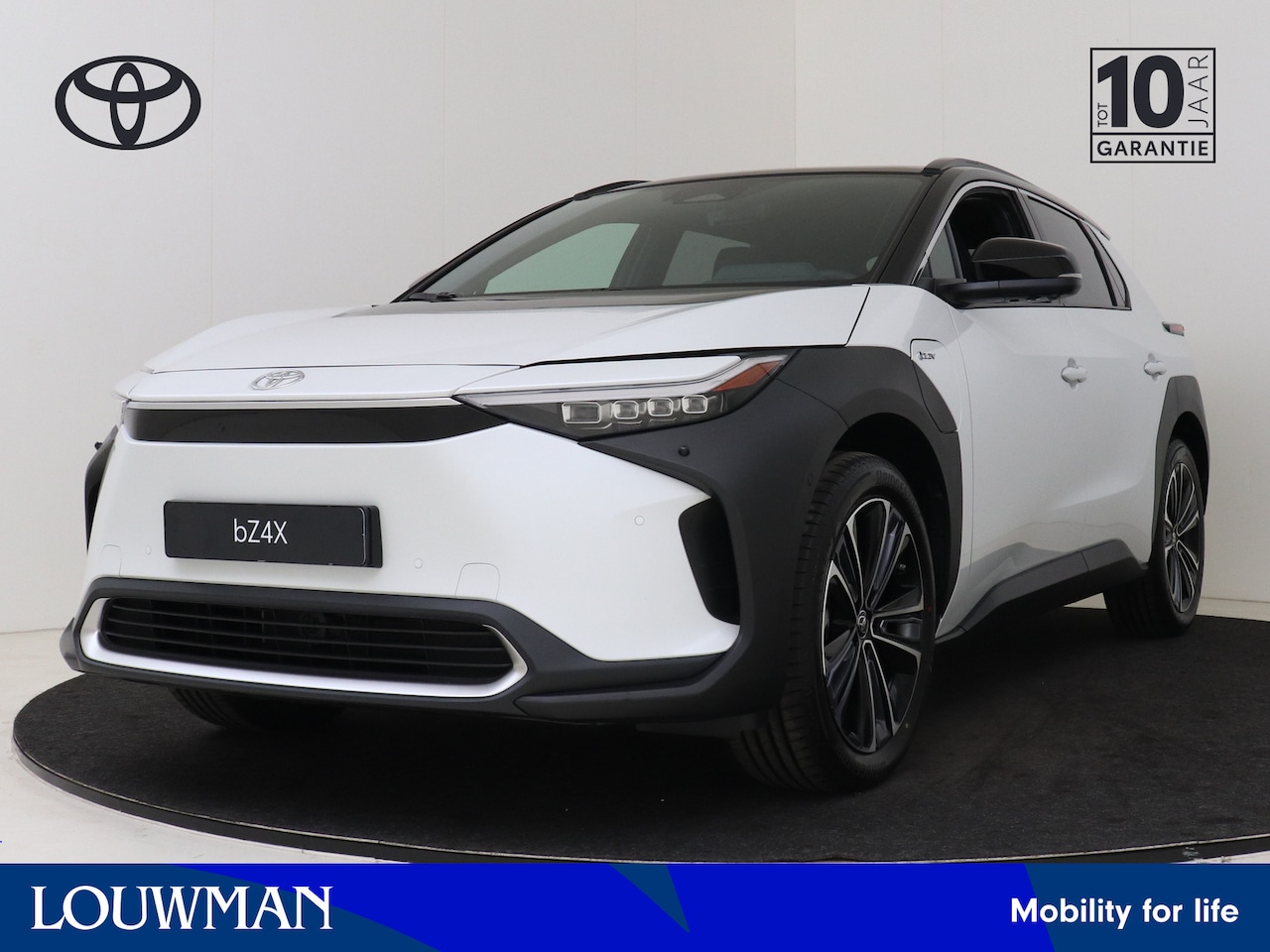 Toyota bZ4X - Premium 4WD 71 kWh | Panoramisch dak | JBL | 20" velgen | (Bi-Tone lak) - AutoWereld.nl