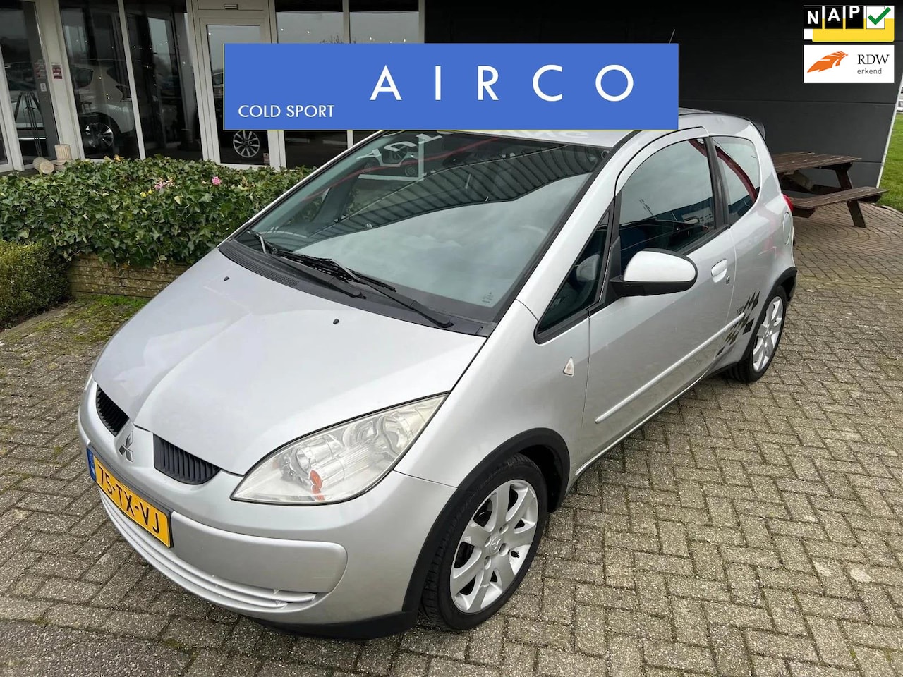 Mitsubishi Colt - 1.5 QS SPORT AC/LMV/ELEK PACK - AutoWereld.nl