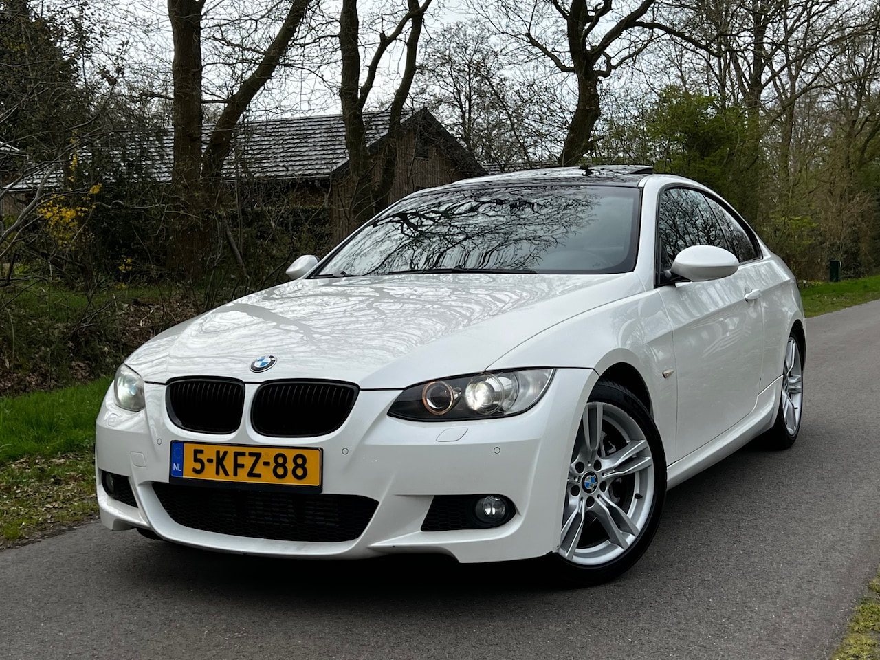 BMW 3-serie Coupé - 335d High Executive | M-Pakket + Schuif/kanteldak +Leder Nu € 7.975,-!!! - AutoWereld.nl