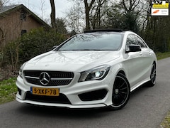 Mercedes-Benz CLA-Klasse - 200 AMG | Pano + Kuipstoelen + Cruise Nu € 14.975,