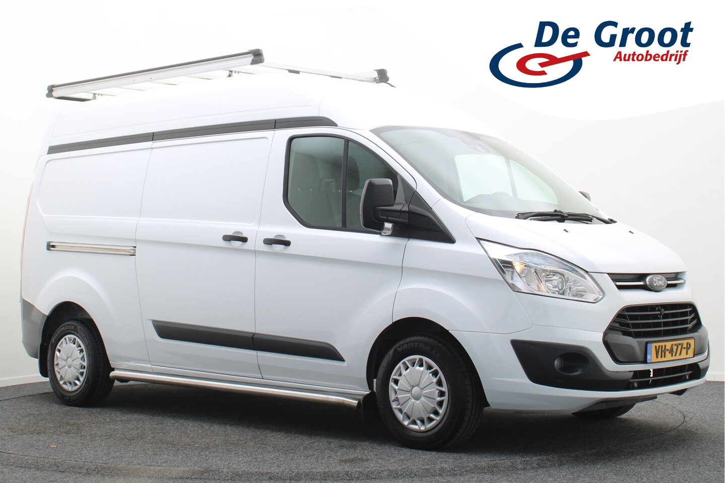 Ford Transit Custom - 290 2.2 TDCI L2H2 Trend Airco, Cruise, Camera, Trekhaak, Imperiaal - AutoWereld.nl