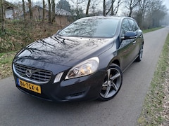 Volvo V60 - 1.6 T3 Kinetic |CRUISE+AIRCO|