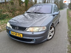 Opel Vectra - 1.6-16V Business Edition Airco