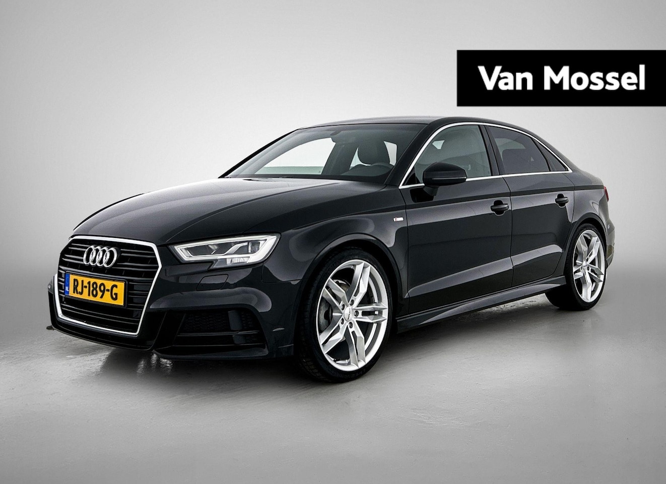Audi A3 Limousine - 1.5 TFSI CoD Sport S-Line Edition | S-LINE | CLIMATE CONTROL | CRUISE CONTROL | PARKEERSEN - AutoWereld.nl