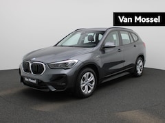 BMW X1 - xDrive25e Executive | ACHTERUITRIJCAMERA | NAVIGATIE | LEDEREN BEKLEDING | HEAD-UP DISPLAY