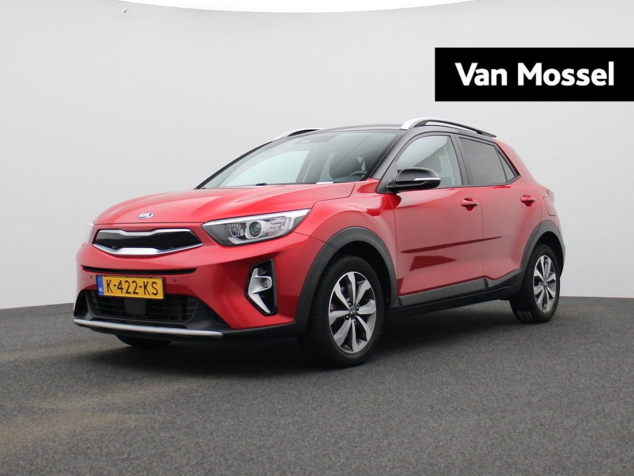 Kia Stonic - 1.0 T-GDi MHEV DynamicPlusLine | LMV | Navigatie | Parkeer sensoren | Climate control | Bl - AutoWereld.nl