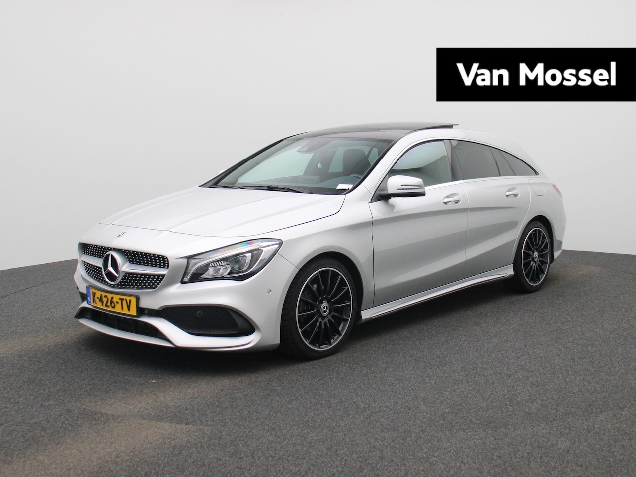 Mercedes-Benz CLA-klasse Shooting Brake - 180 Business Solution AMG | PANORAMADAK | HALF-LEDER | NAVIGATIE | STOELVERWARMING - AutoWereld.nl
