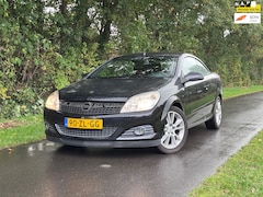 Opel Astra TwinTop - 1.8 Temptation | Airco + Cabriolet Nu € 1.950,