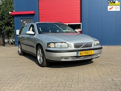 Volvo V70 - 2.4 D5 Geartronic Comfort Line | Automaat + Cruise control |