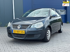 Volkswagen Polo - 1.4-16V Comfortline