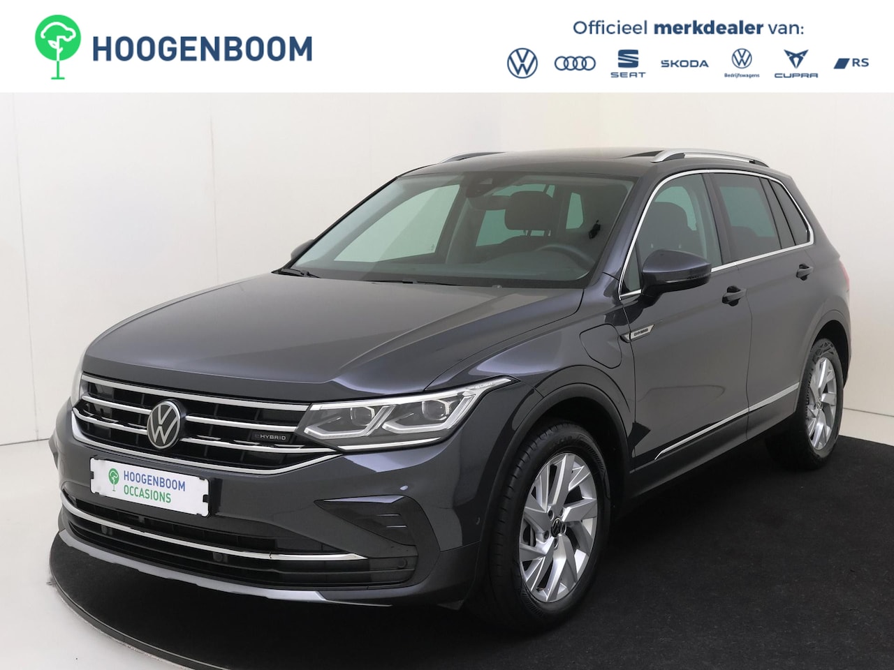 Volkswagen Tiguan - 1.4 TSI eHybrid Elegance | Panoramadak | Dodehoek detectie | Parkeerassistent |  Keyless | - AutoWereld.nl