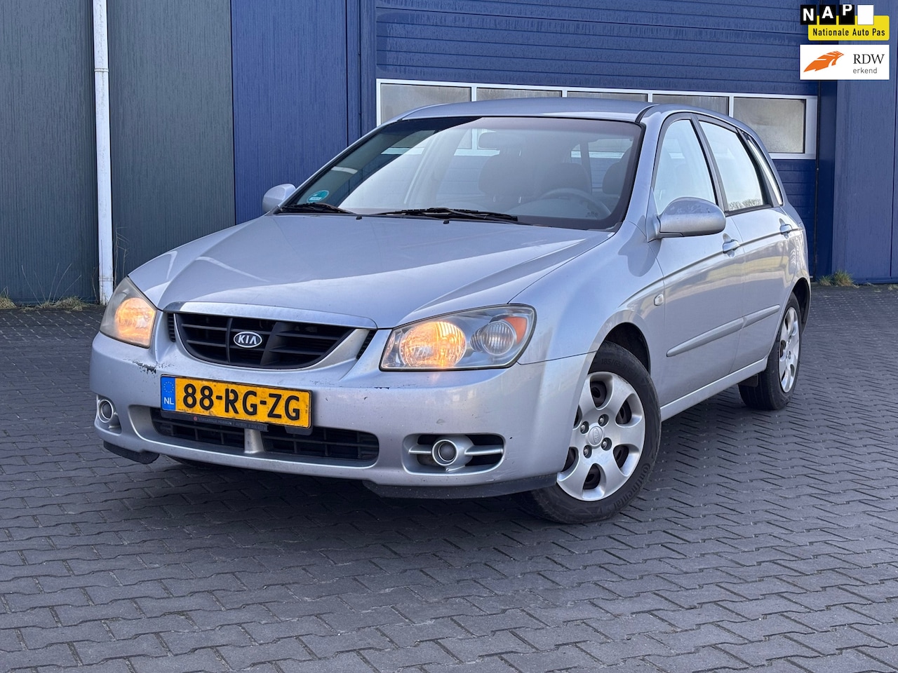 Kia Cerato - 1.6-16V LX | Airco | - AutoWereld.nl