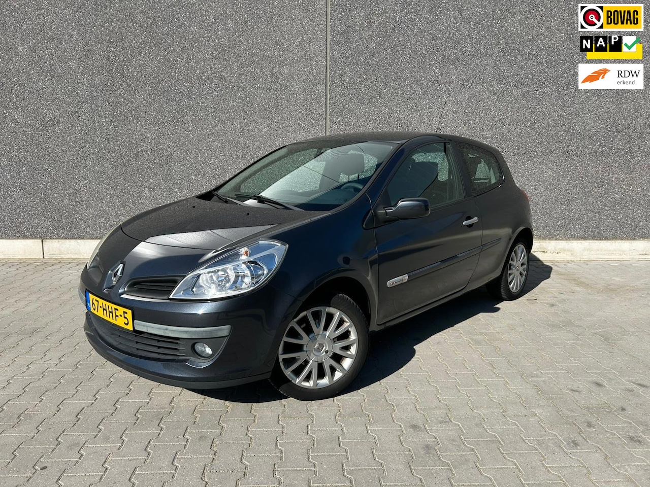 Renault Clio - 1.2-16V Special Rip Curl | CRUISE CONTROL | LM VELGEN | ISOFIX | APK T/M 7-4-2027 | NW DIS - AutoWereld.nl