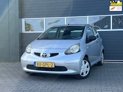 Toyota Aygo - 1.0-12V