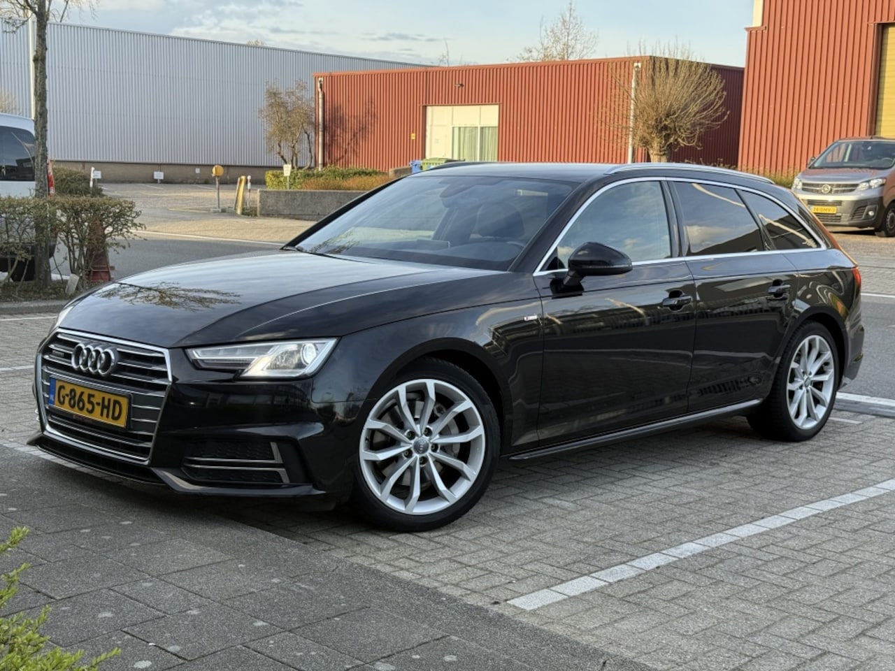 Audi A4 Avant - 2.0 TDI 190PK Quattro Pro Automaat S-Line Virtual - AutoWereld.nl