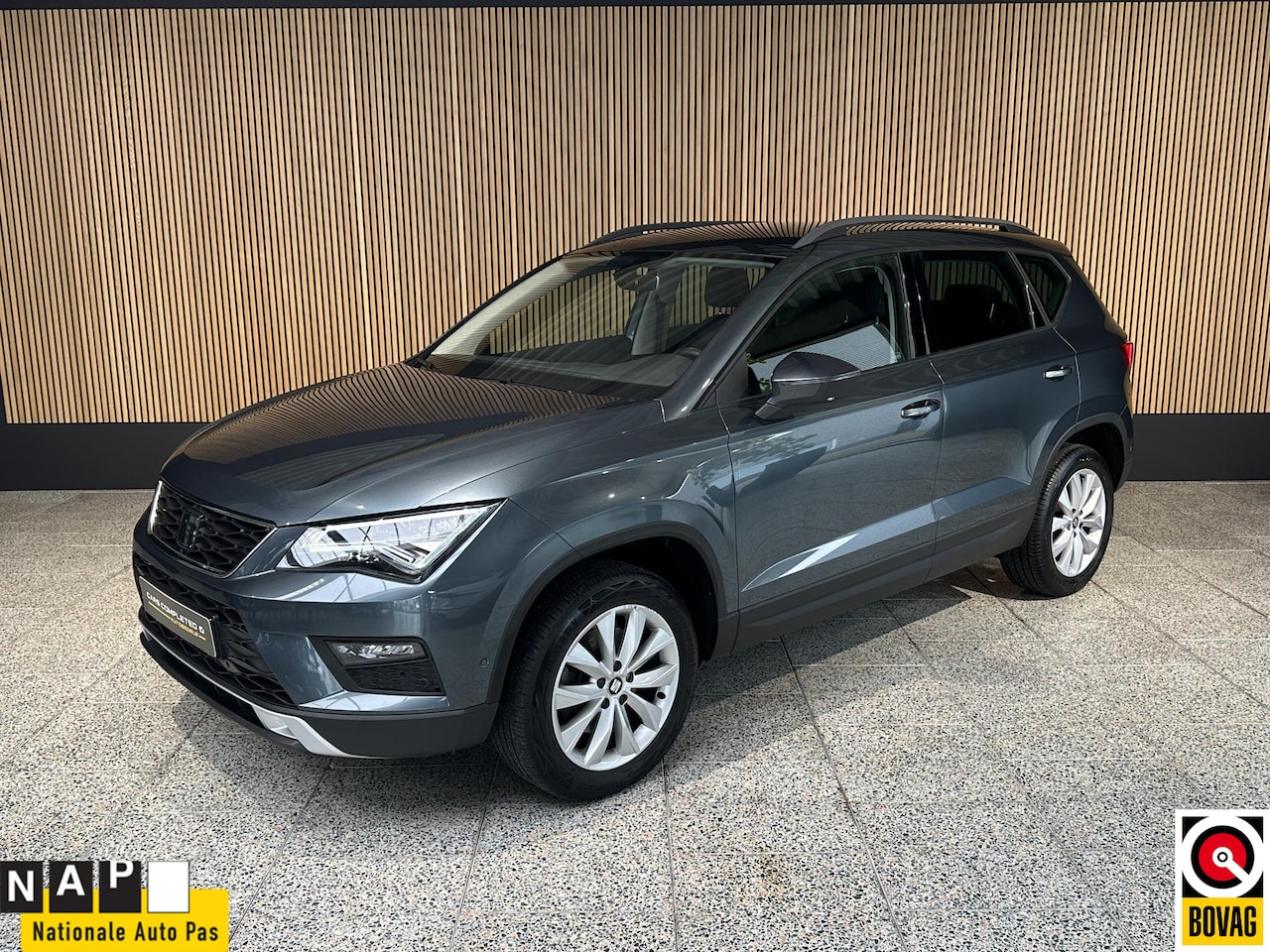 SEAT Ateca - 1.4 EcoTSI Style Business Intense NL auto | 1e Eigenaar | Camera | Navi - AutoWereld.nl