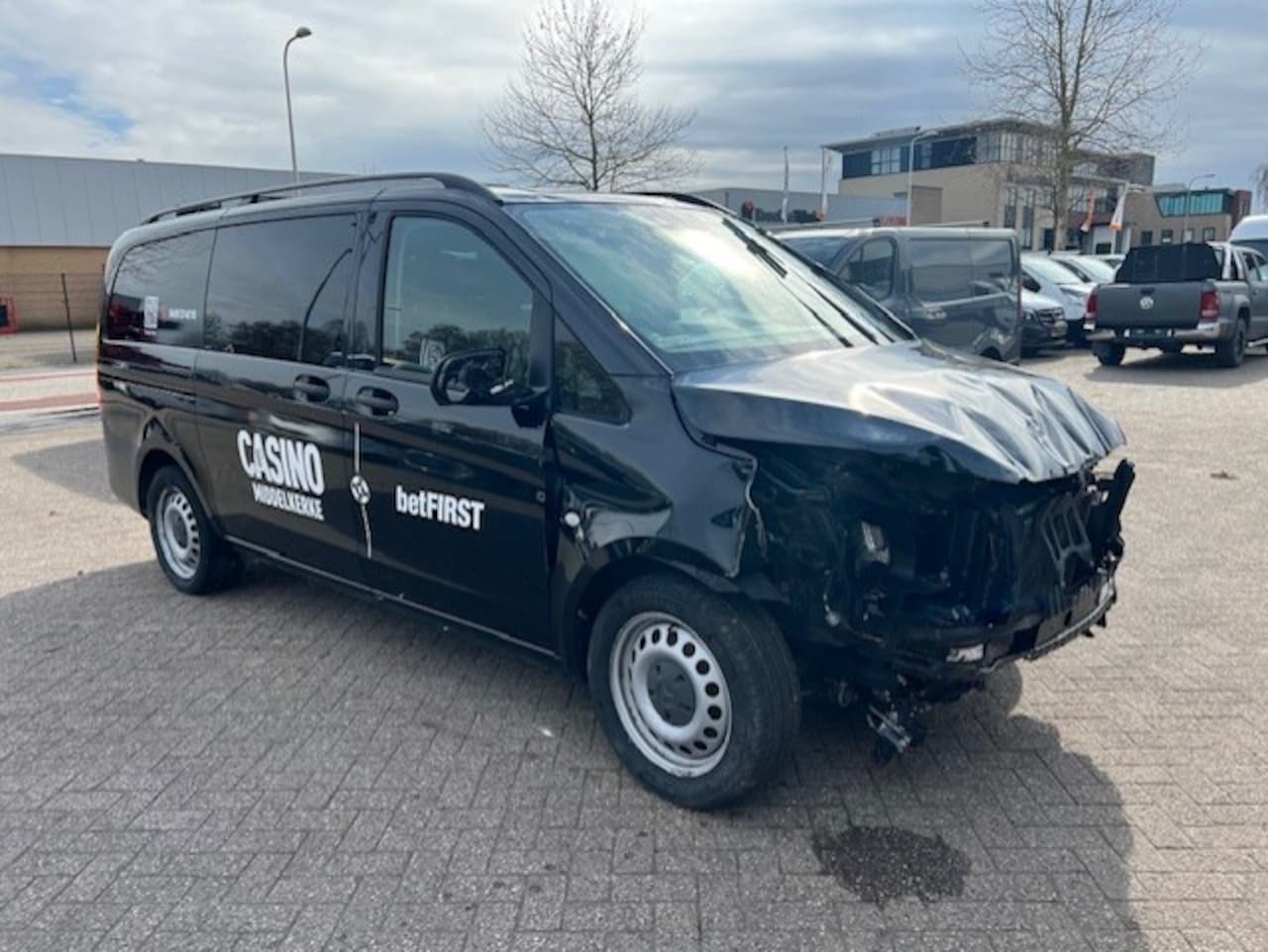 Mercedes-Benz Vito Tourer - 116 CDI 120kw Lang Autom. 9 PERSOONS KLIMA - AutoWereld.nl