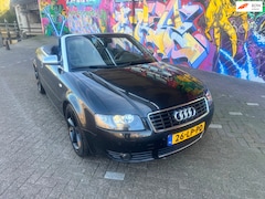 Audi A4 Cabriolet - 3.0 V6 Exclusive mooie auto vol optie's bose carplay leer automaat rijd heerlijk