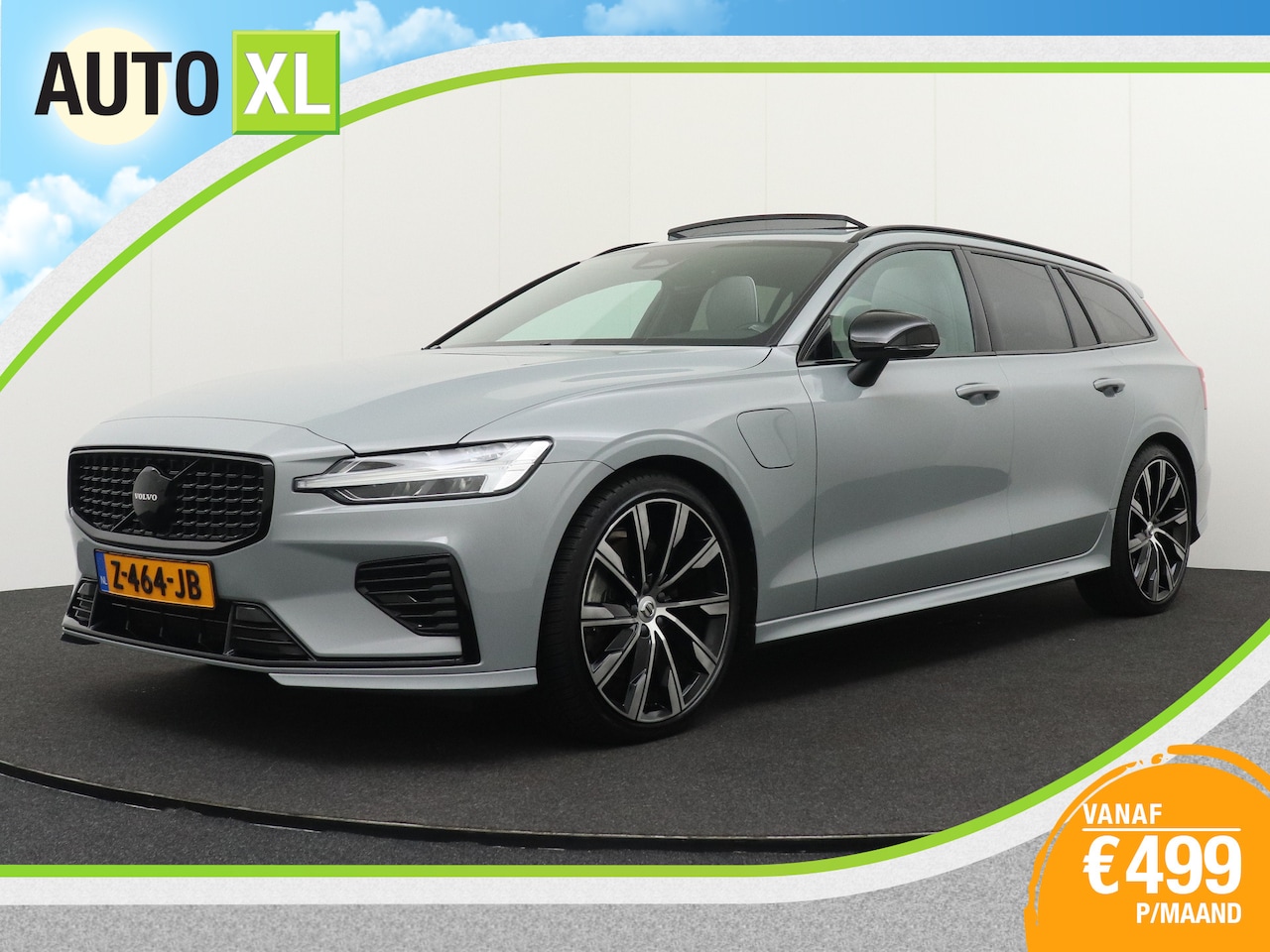 Volvo V60 - 2.0 T6 PHEV AWD Plus Dark Pano-dak el.Trekhaak Camera Adp.Cruise - AutoWereld.nl