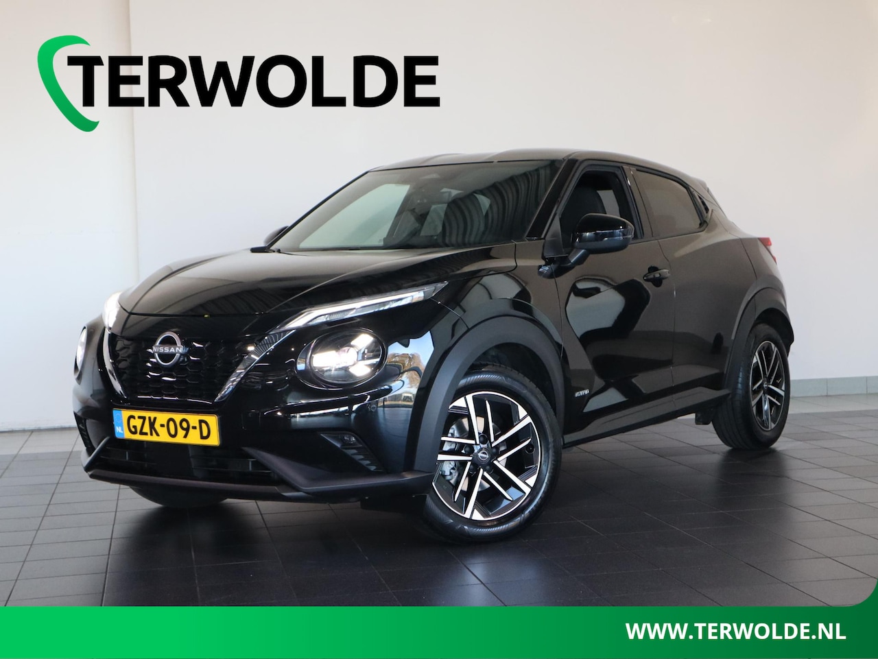 Nissan Juke - 1.6 Hybrid N-Connecta | Parkeercamera | Navigatie | - AutoWereld.nl