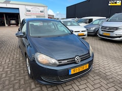 Volkswagen Golf - 1.6 TDI Comfortline BlueMotion