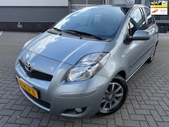 Toyota Yaris - 1.3 VVTi Aspiration*VELGEN*TERKHAAK*NEW APK*AIRCO*ELKT-RAAM*NAP