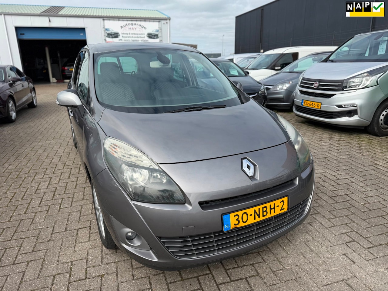 Renault Grand Scénic - 1.4 TCe Celsium|APK 04-2027|KM 190.000 Nap - AutoWereld.nl