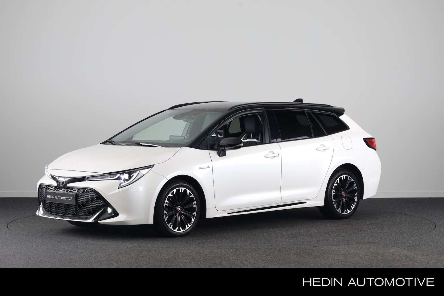 Toyota Corolla Touring Sports - 1.8 Hybrid GR Sport 1.8 Hybrid GR-Sport - AutoWereld.nl