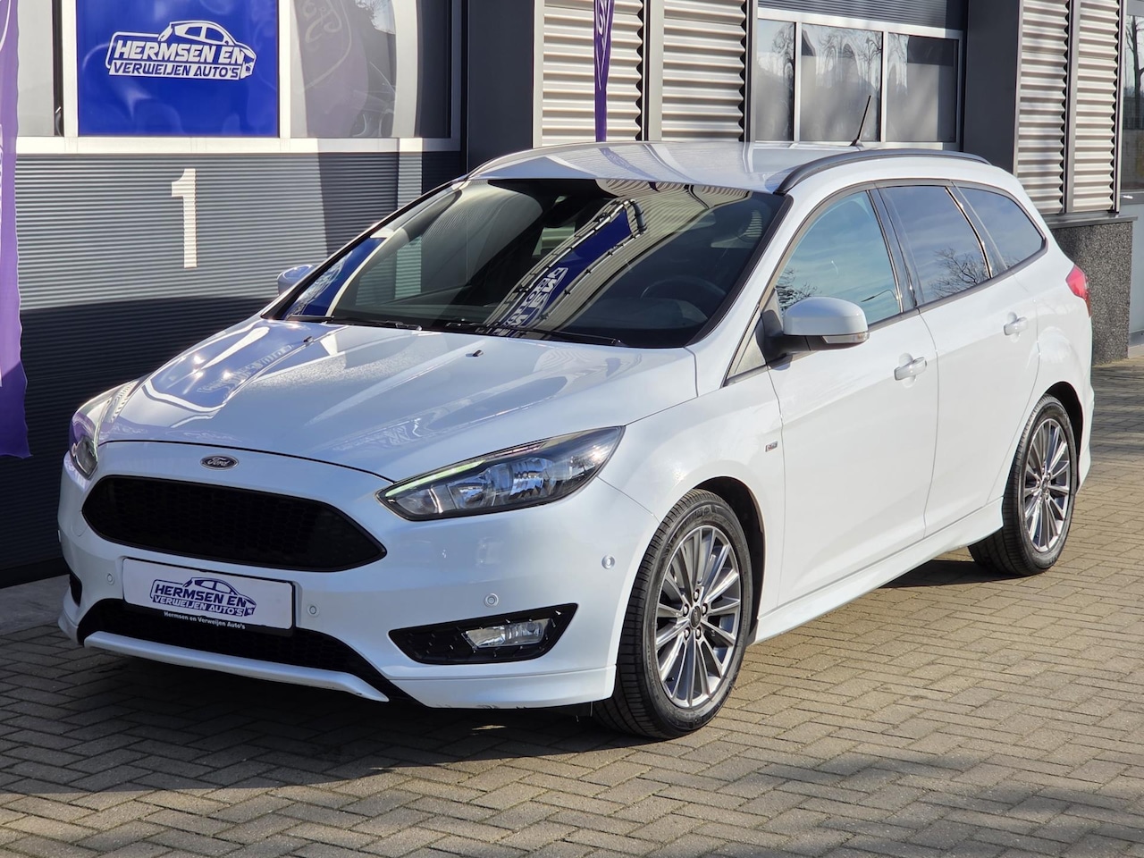 Ford Focus - 1.0 EcoBoost 125pk ST-Line nieuwe distributie! - AutoWereld.nl