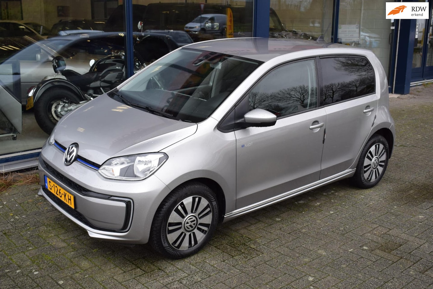 VOLKSWAGEN UP!