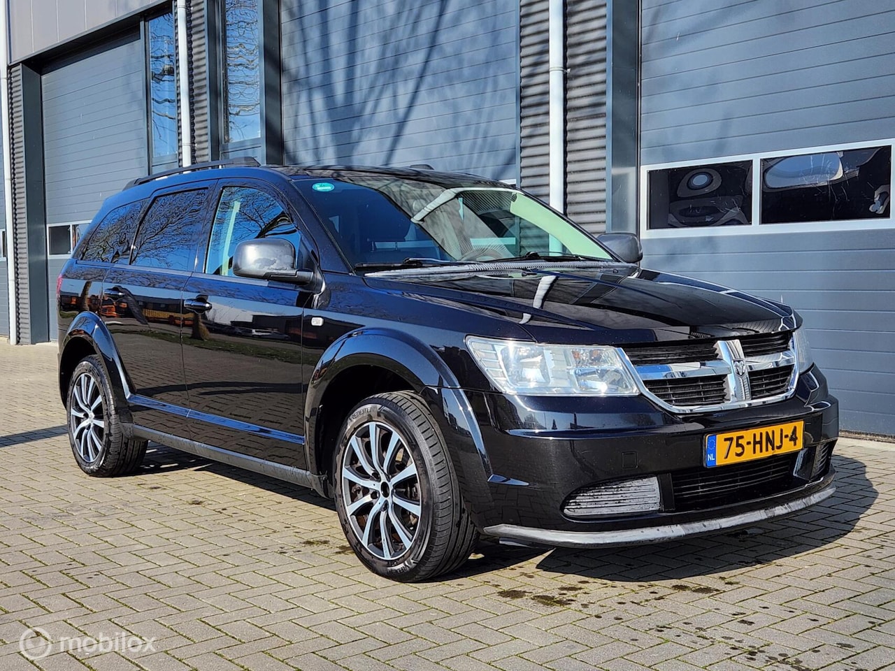 Dodge Journey - 2.4 SXT 7p | NAP | AIRCO | CRUISE | TREKHAAK - AutoWereld.nl
