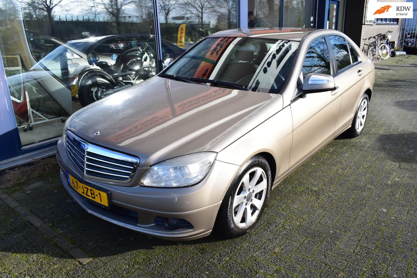 Mercedes-Benz C-klasse - 180 K 180 K - AutoWereld.nl