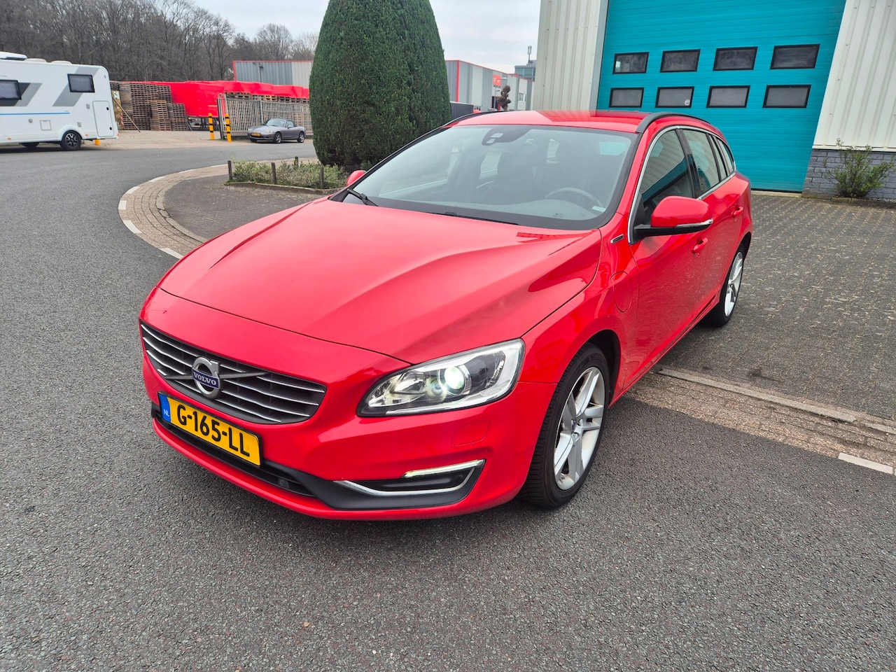 Volvo V60 - 2.4 D5 Twin Engine Hybride 4x4 Automaat Special Edition - AutoWereld.nl