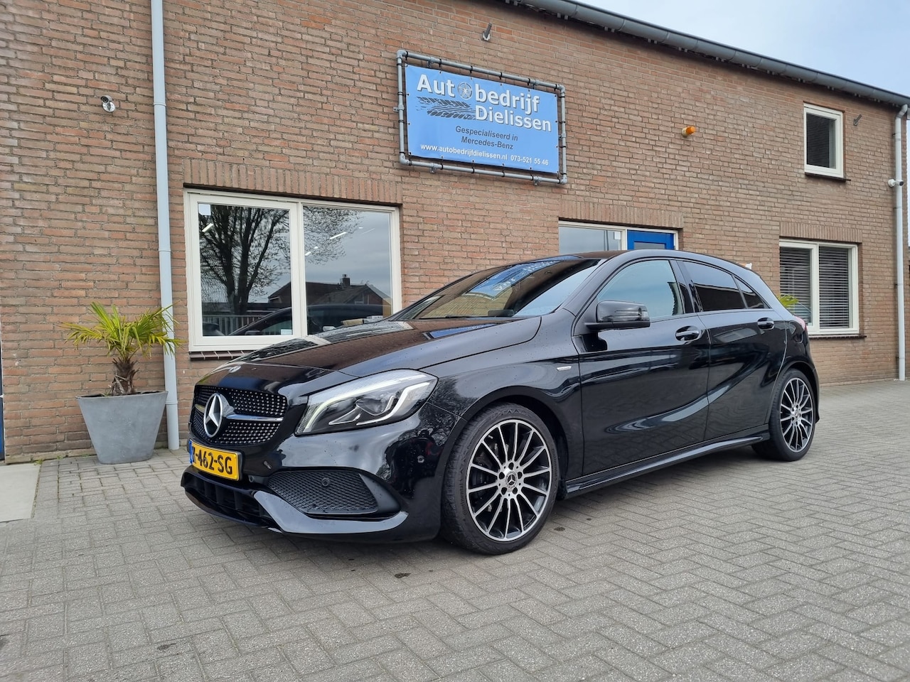 Mercedes-Benz A-klasse - 200 Motorsport Edition - AutoWereld.nl