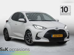 Toyota Yaris - 1.5 VVT-i Dynamic PDC ACC Camera Lane Assist