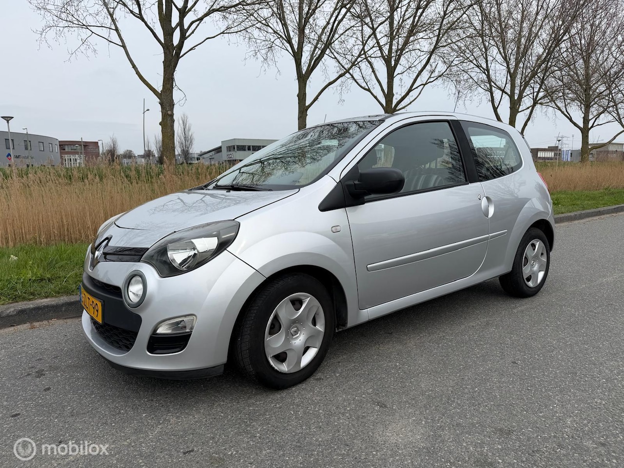 Renault Twingo - 1.2-16V Collection 1.2 16V Collection - AutoWereld.nl