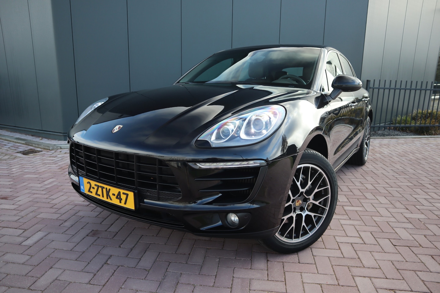 Porsche Macan - 3.0 S Leder Navigatie Pdc v/a  1e Eigenaar - AutoWereld.nl
