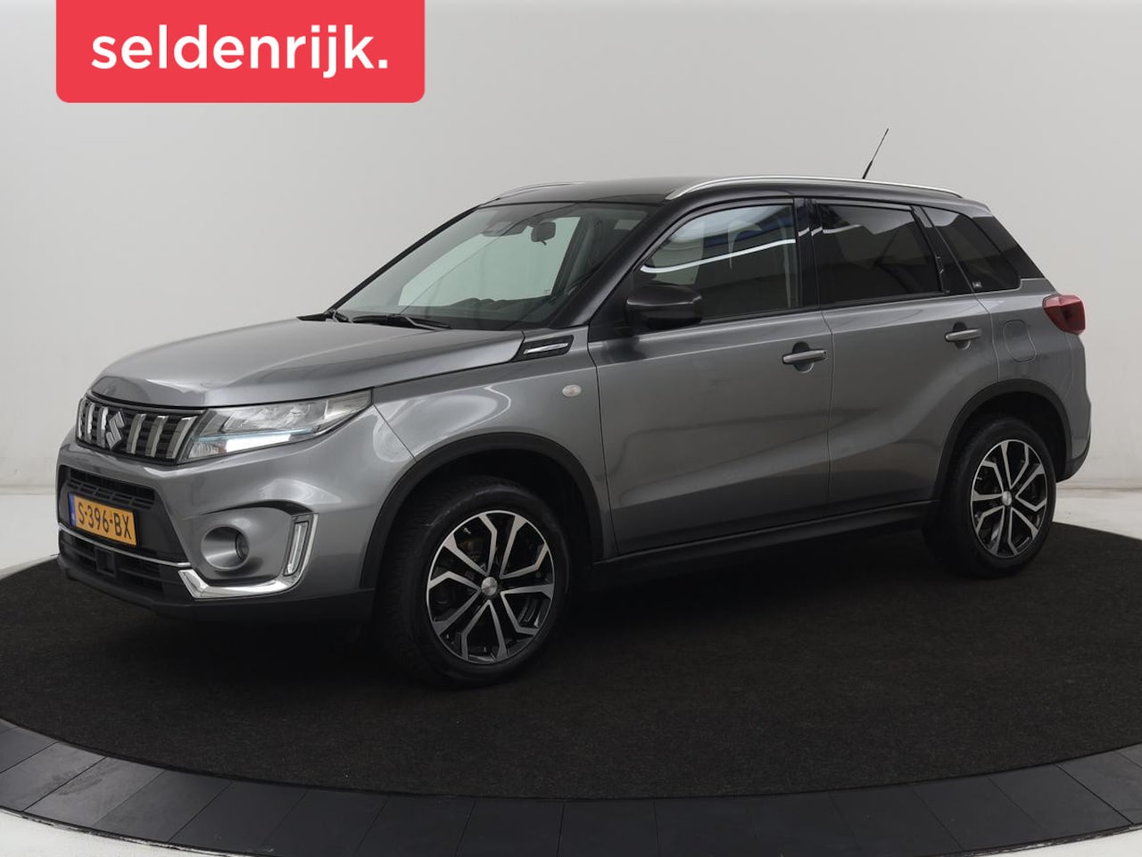 Suzuki Vitara - 1.4 Boosterjet Select Smart Hybrid | Stoelverwarming | Trekhaak | Adaptive cruise | Carpla - AutoWereld.nl