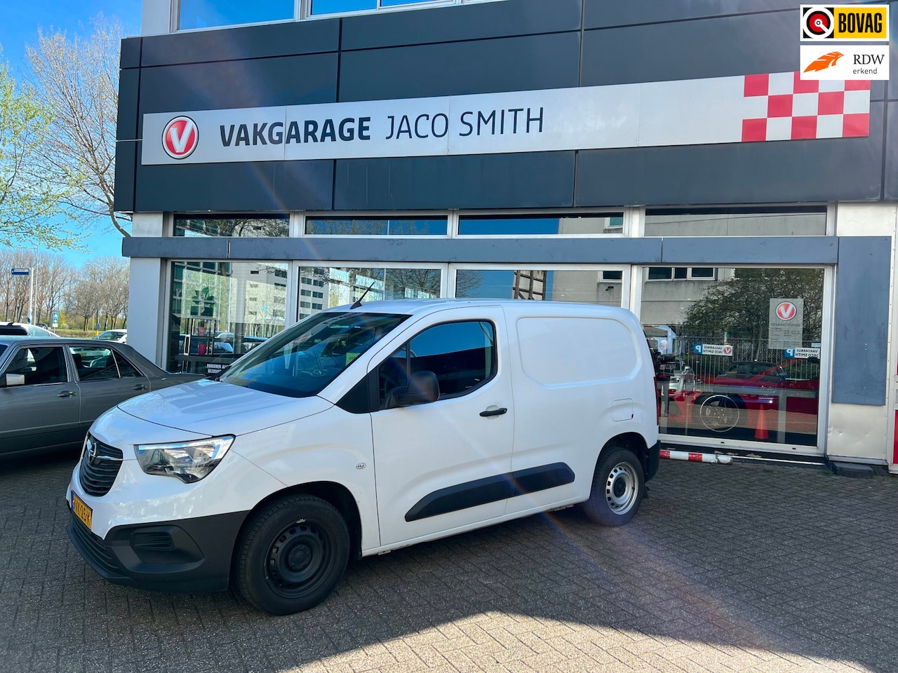 Opel Combo - 1.5 BlueHDi 100 S&S L1 1.5 BlueHDi 100 S&S L1 - AutoWereld.nl
